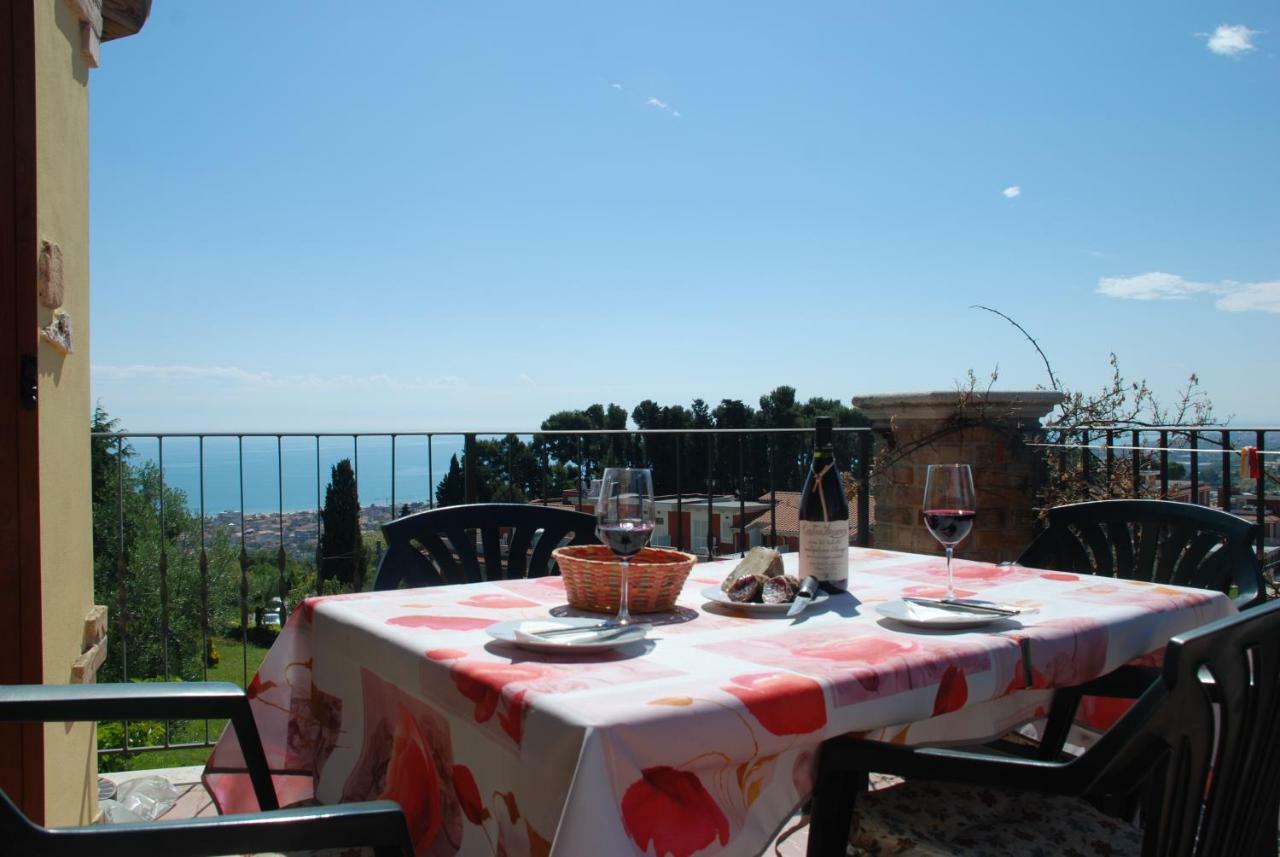 Bed & Breakfast Latteletto 托尔托雷托 外观 照片